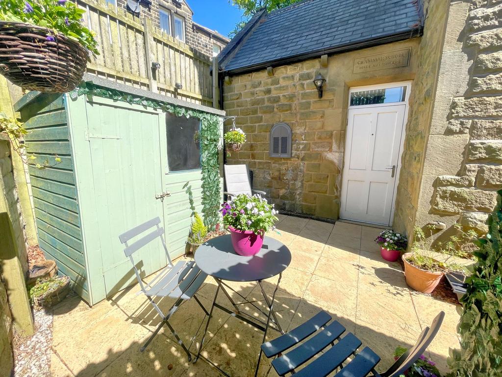 Private courtyard area