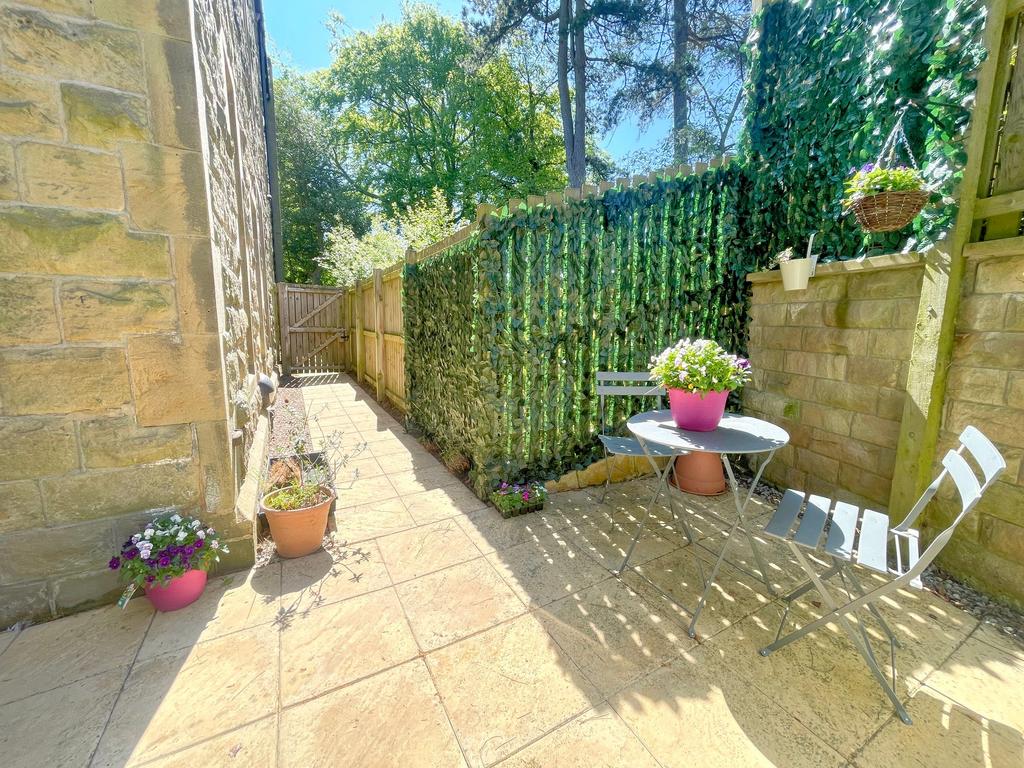 Private courtyard area