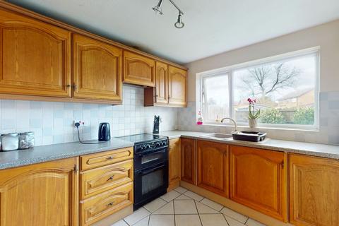8 Helding Close, Herne Bay, CT6 7EF