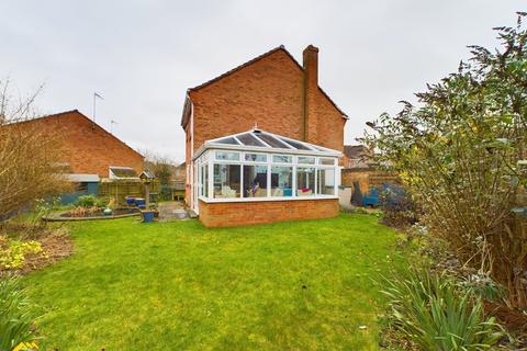 4 bedroom detached house for sale, Winchelsea Close, Banbury OX16