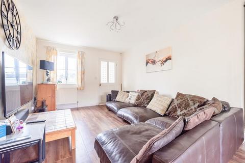 4 bedroom semi-detached house for sale, Middle Barton,  Oxfordshire,  OX7