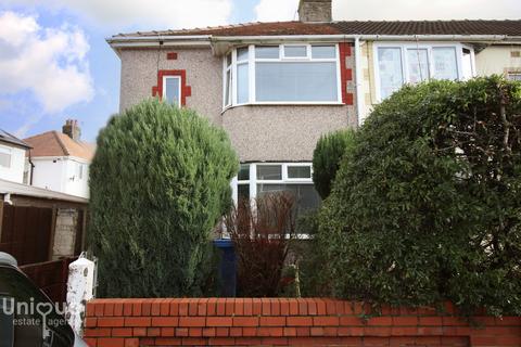 2 bedroom end of terrace house for sale - Coniston Avenue,  Thornton-Cleveleys, FY5