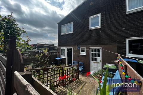 3 bedroom terraced house to rent - Askrigg Close, Newton Aycliffe, Durham, DL5