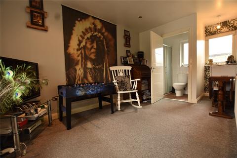 3 Carrbrook Drive, Royton, Oldham, OL2 6DD
