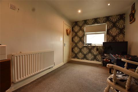 3 Carrbrook Drive, Royton, Oldham, OL2 6DD
