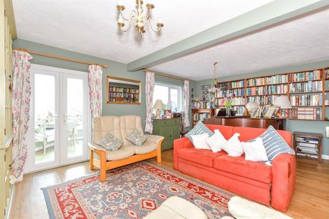 1 bedroom detached bungalow for sale - Barnham Road, Eastergate, Chichester, West Sussex