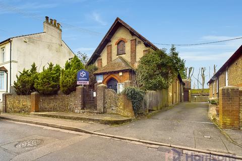 3 bedroom detached house for sale, Lynsted Lane, Teynham, Sittingbourne, Kent, ME9 9RR