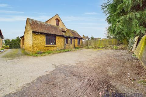 3 bedroom detached house for sale, Lynsted Lane, Teynham, Sittingbourne, Kent, ME9 9RR