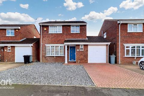 4 bedroom detached house for sale, Pendlebury Drive, Deeping St James