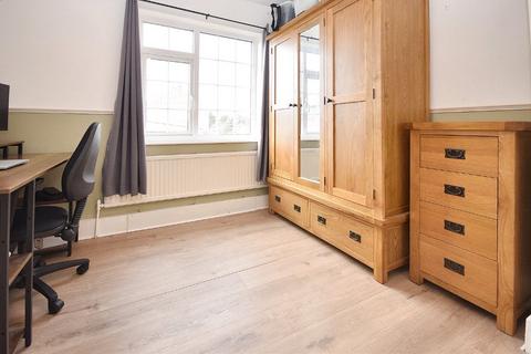 2 bedroom semi-detached house for sale, Peacock Avenue, Wakefield, West Yorkshire