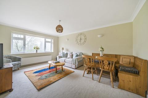 38 Chalk Road, Godalming, GU7 2AD