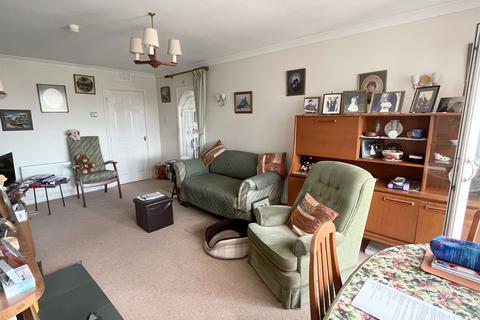 3 bedroom detached bungalow for sale, Twyning, Tewkesbury GL20