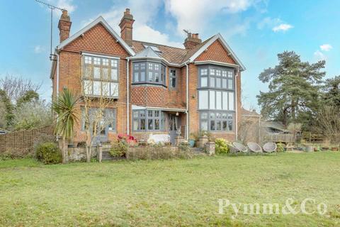 5 bedroom detached house for sale - Church Road, Norwich NR15