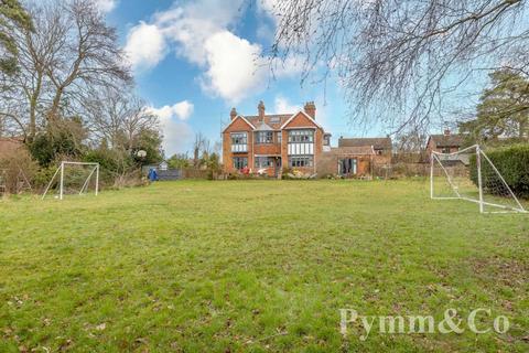 5 bedroom detached house for sale, Church Road, Norwich NR15