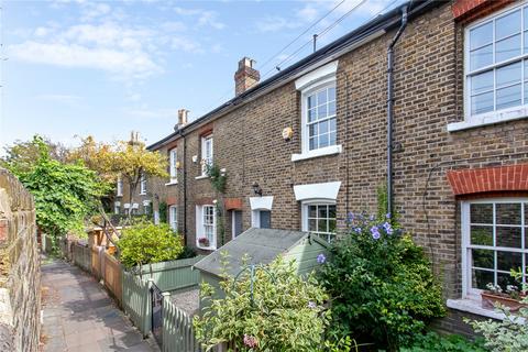 3 bedroom terraced house for sale, Malthouse Passage, Barnes, London, SW13