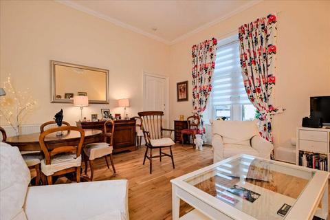 6a Auchingramont Road, Hamilton, ML3 6JT