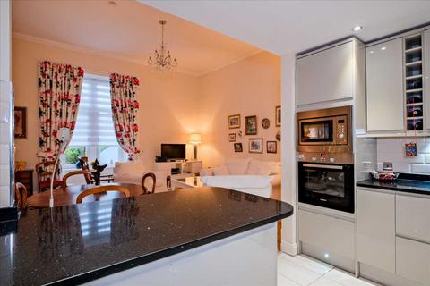 6a Auchingramont Road, Hamilton, ML3 6JT