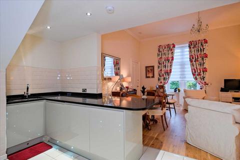 6a Auchingramont Road, Hamilton, ML3 6JT