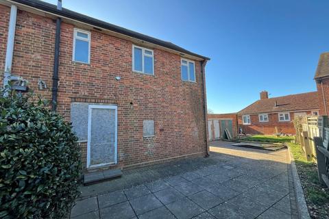 3 bedroom semi-detached house for sale - 9 Hay Road, Chichester, West Sussex, PO19 8BD