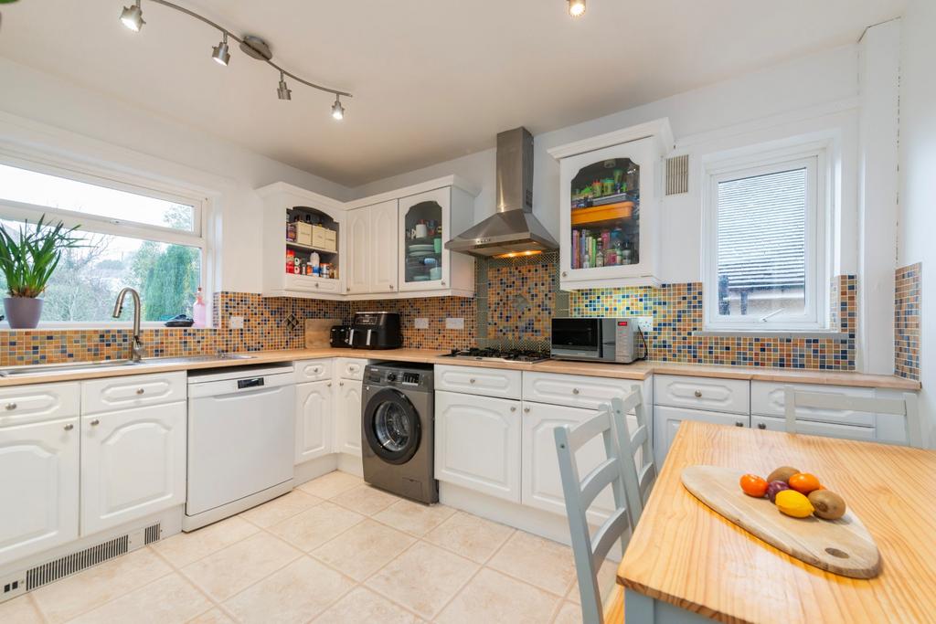 Swanage, Dorset 2 bed apartment for sale £275,000