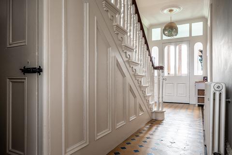 Whitegates Clyst Road, Topsham, Exeter, EX3 0DB