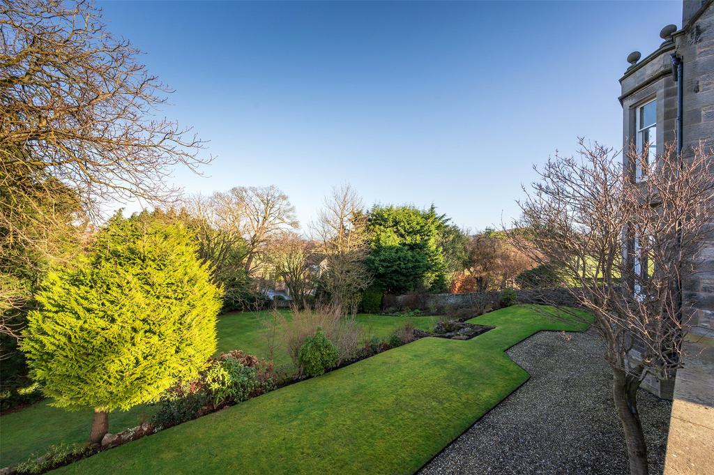 Garden Lawns