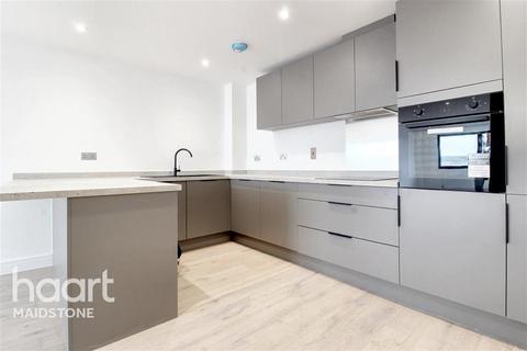 2 bedroom flat to rent, Maidstone, ME15