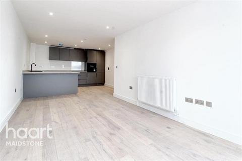 2 bedroom flat to rent, Maidstone, ME15