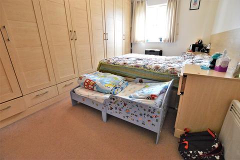 2 bedroom apartment to rent, Aspects Court, Windsor Road