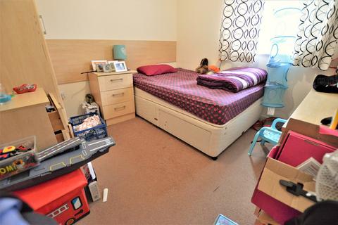 2 bedroom apartment to rent, Aspects Court, Windsor Road