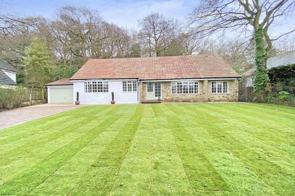 Oakdale, Harrogate 6 bed detached house for sale £700,000