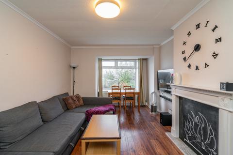 22 Deevale Terrace, Aberdeen, AB12 5RJ
