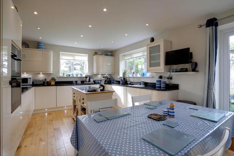 4 bedroom detached house for sale, Sunnybank, Newton Abbot