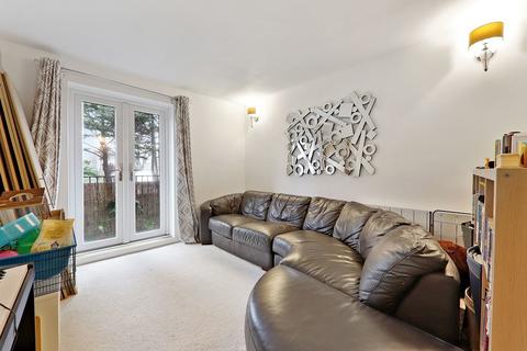 1 bedroom flat for sale, Pages Walk , Bermondsey