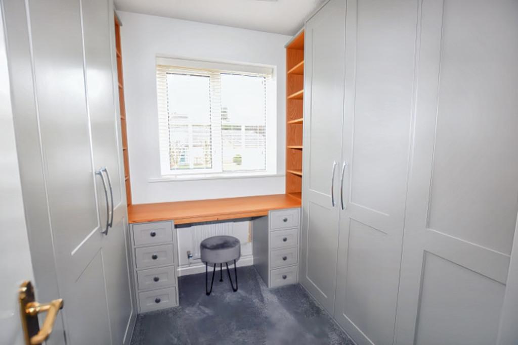 Bedroom 4 Dressing Room