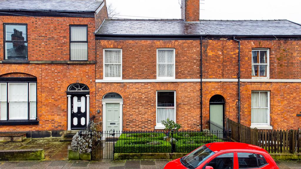 High Street, Macclesfield SK11 5 bed townhouse for sale £550,000