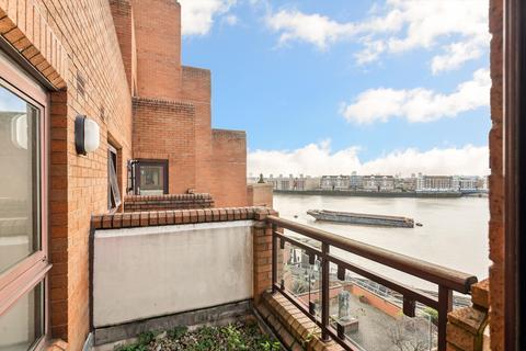 2 bedroom apartment for sale, Free Trade Wharf, The Highway London, E1W