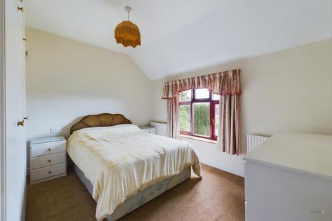 3 bedroom detached house for sale, Belper Road, Ashbourne