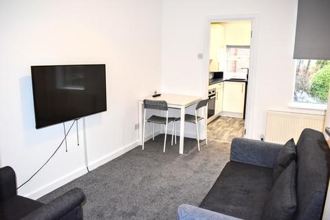 1 bedroom apartment to rent, Everett Road, Didsbury, Manchester