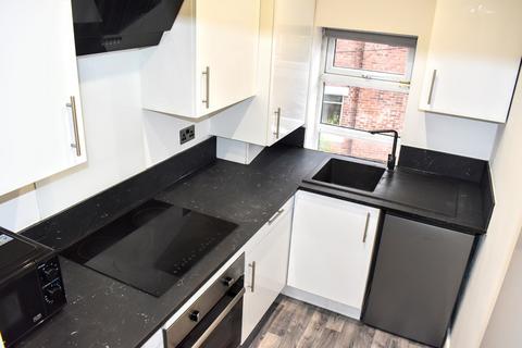 1 bedroom apartment to rent, Everett Road, Didsbury, Manchester