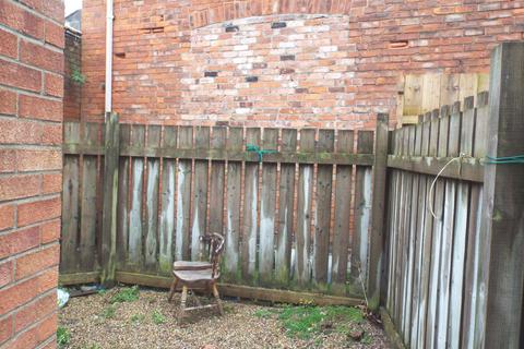 2 Bethnal Green, Hull, HU6 7LE