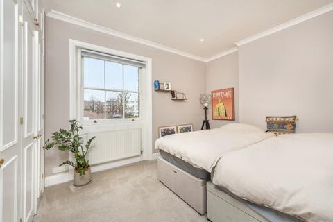 2 bedroom flat for sale, Steeles Road, Belsize Park, London