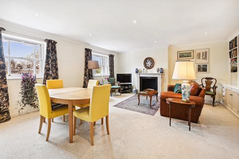 2 bedroom flat to rent, Royal Belgrave House, Hugh Street, London, SW1V