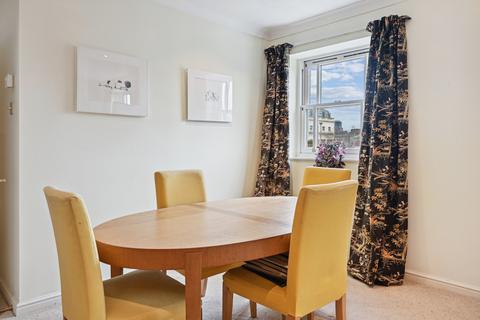 2 bedroom flat to rent, Royal Belgrave House, Hugh Street, London, SW1V