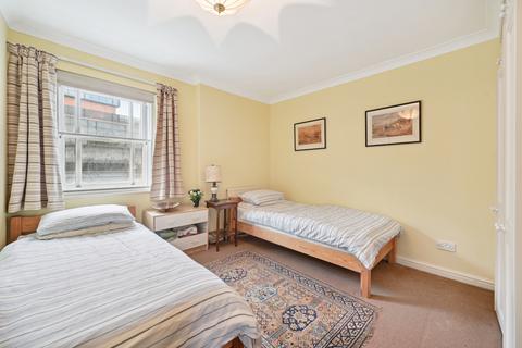 2 bedroom flat to rent, Royal Belgrave House, Hugh Street, London, SW1V