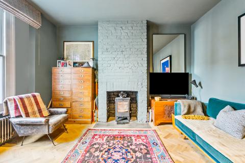 43 Sheendale Road, Richmond, TW9 2JJ