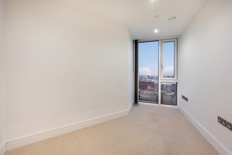 2 bedroom flat to rent - Sky View Tower, 12 High Street, London