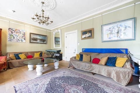 5 bedroom house for sale, Clapham Road, Oval, London, SW9