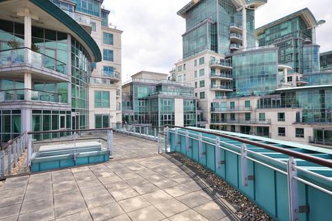 2 bedroom flat for sale, St George Wharf, Vauxhall, London, SW8