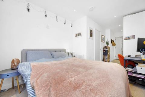 2 bedroom flat for sale - Ferrier Apartments, Clapham, London, SW9